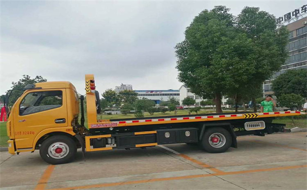 江北定远24小时拖车救援电话号码，定远道路救援公司怎么收费的